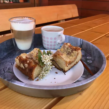 Blekit אכסניה סרבינובו